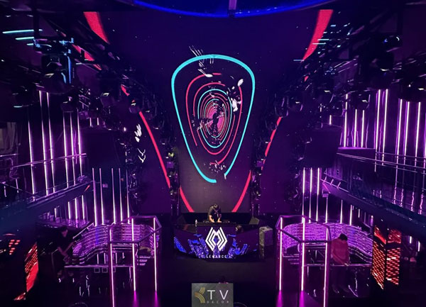 Thiết kế sân khấu LED 3D đỉnh cao New 92 Club – KTV Decor setup toàn diện