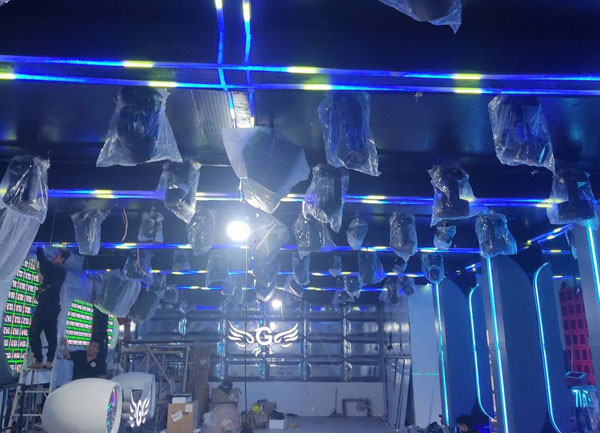 Thi công dự án Nightlife – Lắp đặt hệ thống đèn LED và loa âm trần cao cấp