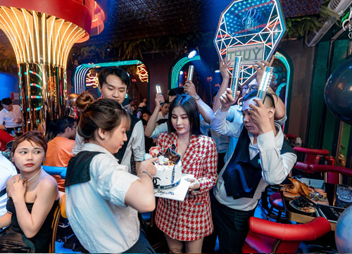 Thiết kế thi công set up Nhà hàng Lounge Baby chill