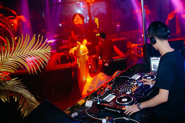 Thiết kế và thi công Lounge Aura Night Club, thi công Lounge